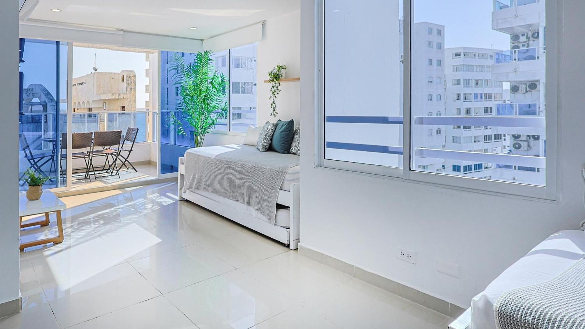 Riviera - Con Balcon * Cartagena